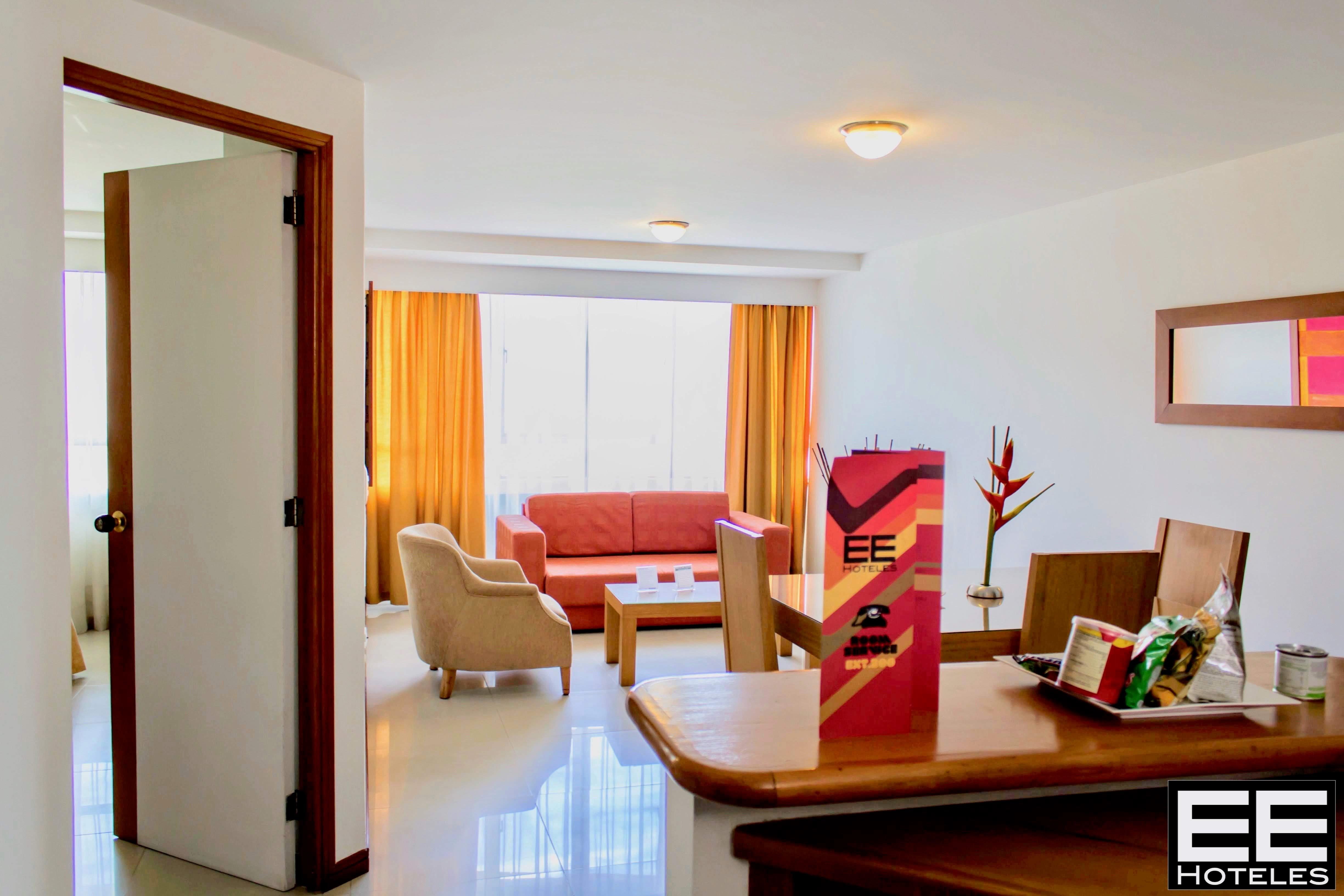 Portal Del Rodeo Apartahotel Medellín Eksteriør bilde