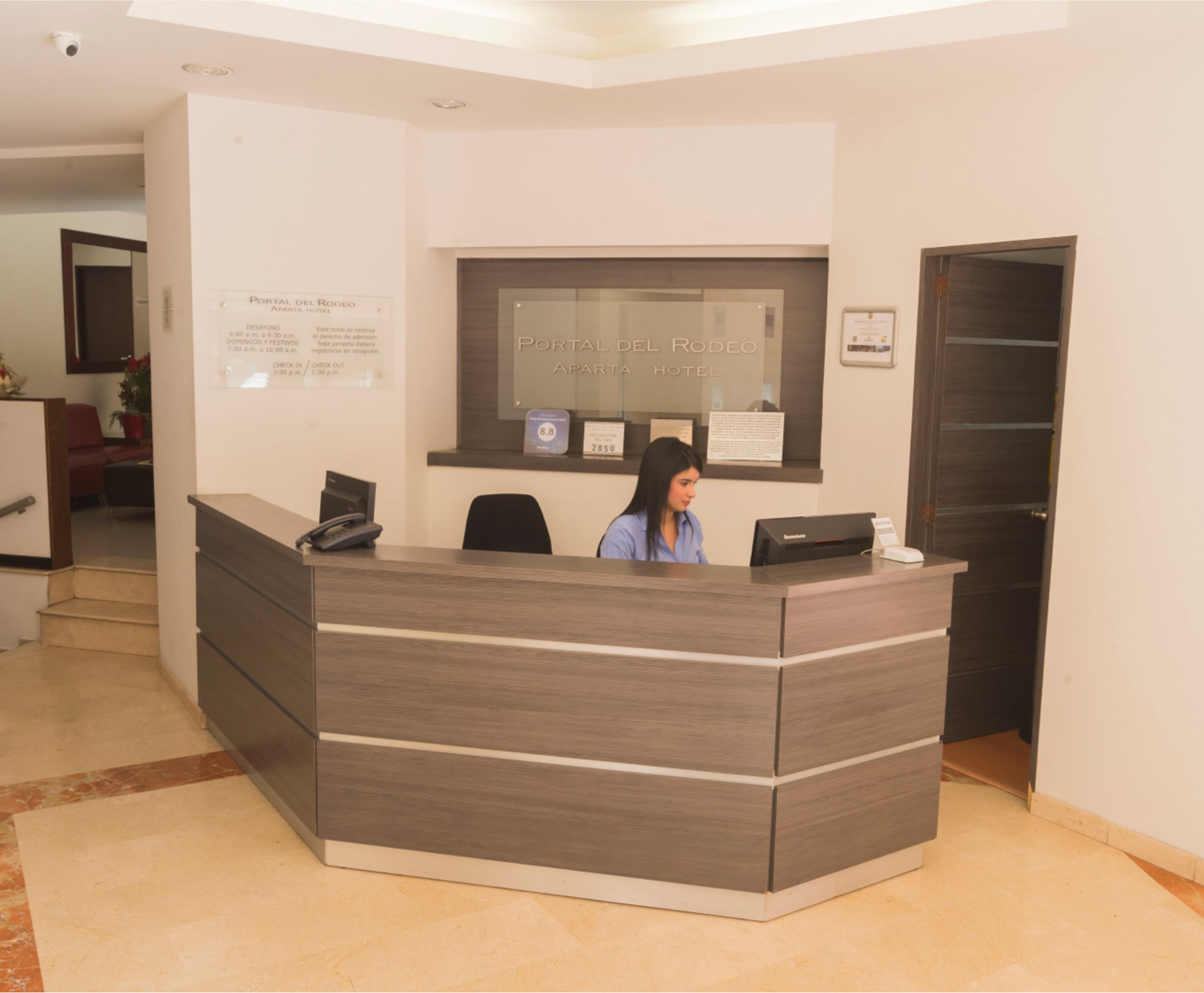 Portal Del Rodeo Apartahotel Medellín Eksteriør bilde