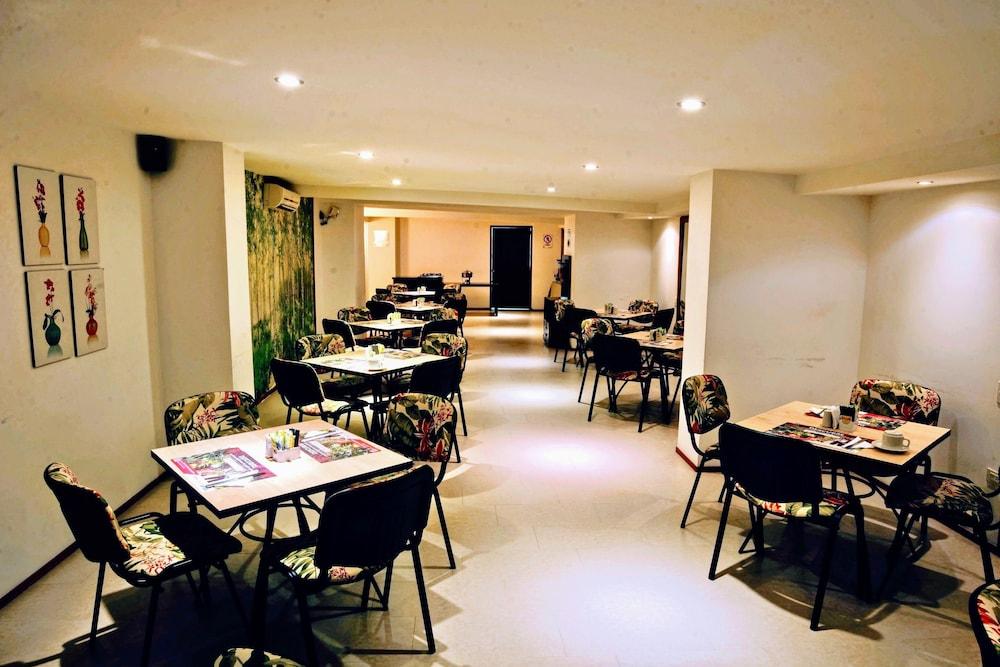 Portal Del Rodeo Apartahotel Medellín Eksteriør bilde